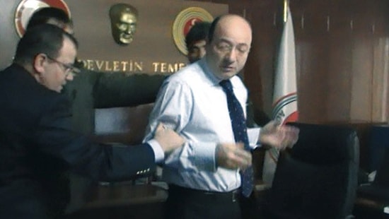 İlhan Cihaner'i Makamında Gözaltına Alan Savcı Yakalandı