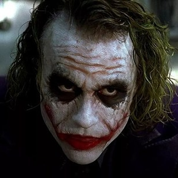 3. Хиту Леджеру посмертно присвоили премию Оскар за роль Джокера, и Лето признался, что чувствует большую ответственность за эту роль.