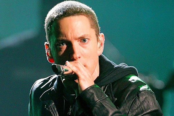 3. Bir Sanatçıdan Daha Fazlası! Eminem Hakkında Sizi Çok Şaşırtacak 14 Harika Bilgi