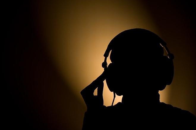 Onedio'da Yayınlanmış Yeni Şarkılar Keşfetmek İçin Biçilmiş Kaftan Olan 25 İçerik