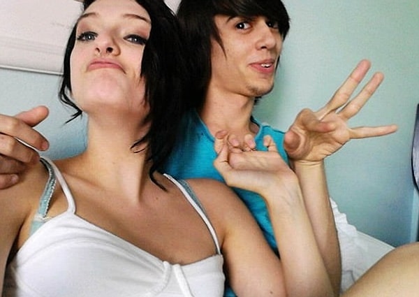 9. "Да, инфантильность - это особенность моей личности. Это позволяет мне быть игривой и милой, какой я была бы, будь у меня нормальное детство».