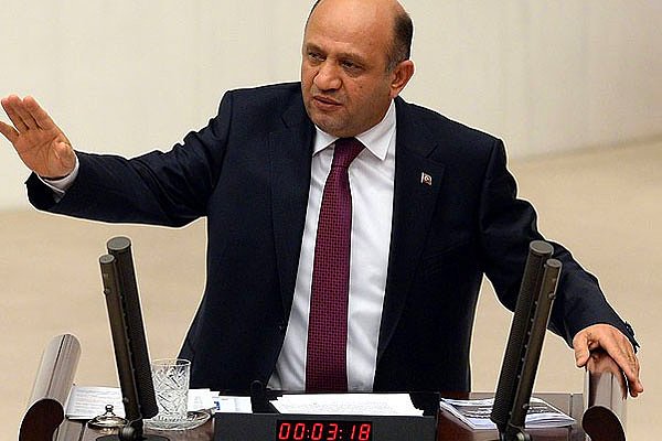 Bakan Işık: Törenlerinin akıbetini hükümet değerlendirecektir