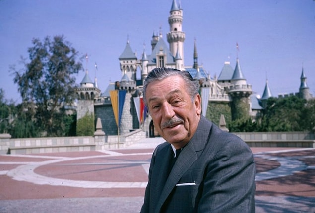 Don Hahn; bu yöntemin Walt Disney tarafından yaratılmadığını, birçok geleneksel hikayeden esinlenildiğini söylüyor.