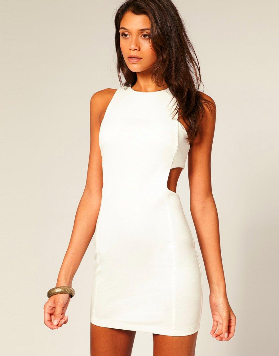 Самое простое белое платье