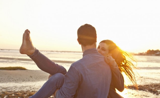 3. Ex'iyle fotoğrafları hala İnstagram hesabını doldurup taşırıyor mu? Ondan hala bir beklentisi var demektir. Uzaklaşın.