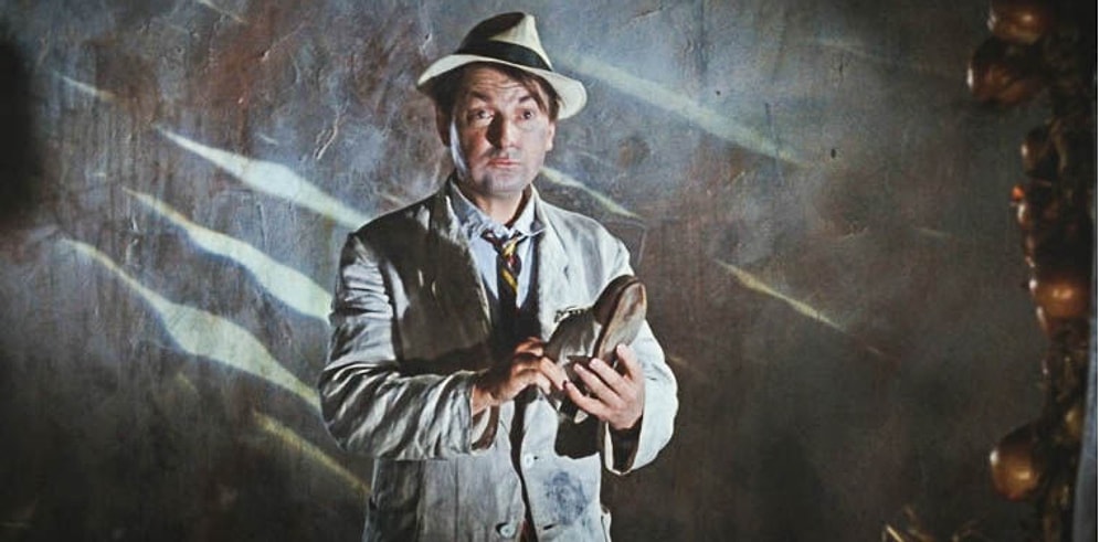 "Чей туфля?": найди самые дорогие туфли