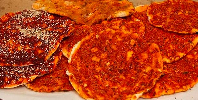 7. Hadi gelin biraz da Hatay'ı ziyaret edelim. Bu ekmek Hataylıların gözdesi!
