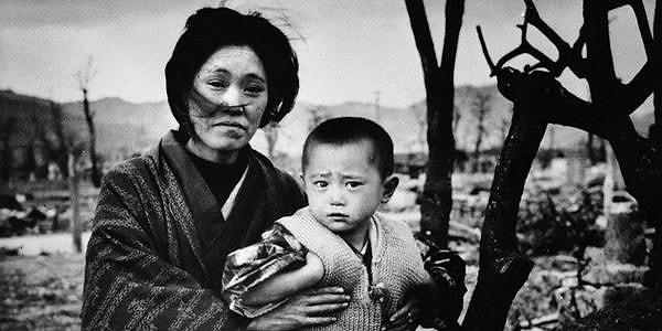 6. Nagazaki'ye atılan bomba sonucunda ölen sayısı 60 bin ile 80 bin arasındaydı.