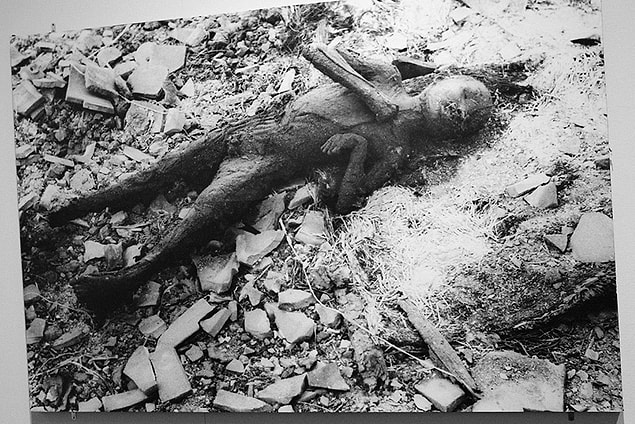 2. Sadece Hiroşima'ya atılan bomba sonucunda yaklaşık 140 bin insan hayatını kaybetti.