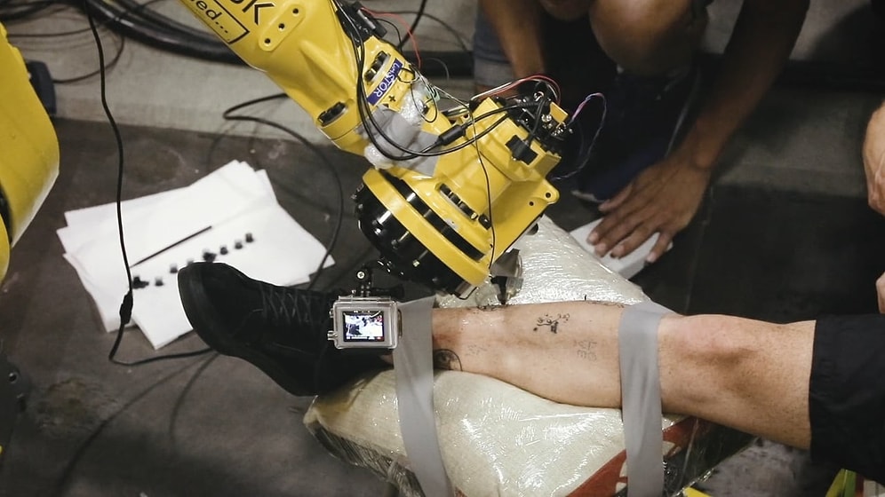 Dünyanın Dövme Yapan İlk Robotu: Tattoue