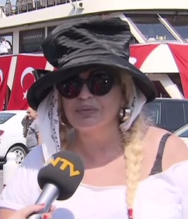 Zerrin Özer