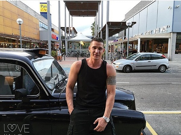 4. Позднее Омаров доказал, что встречи с Самбурской в Испании были исключительно делового характера.