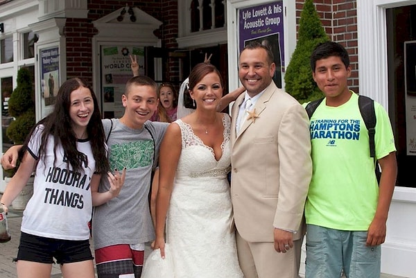 7. Если бы со мной в день свадьбы захотела сфоткаться кучка подростков, я бы точно отказала