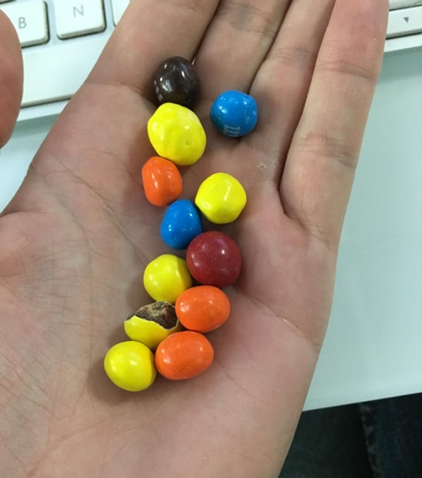 3. В продаже есть хрустящие M&Ms