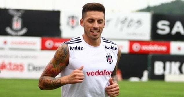 "Sosa'nın önünde üç yol var"