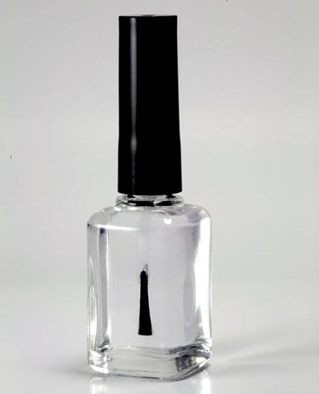 17. We always had shiny nails thanks to transparent nail polishes.