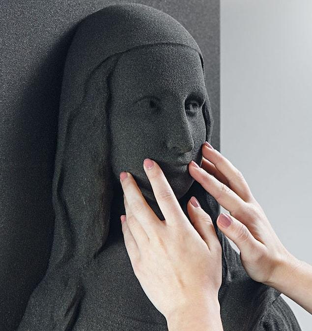 The famous masterpieces are planned to be turned into 3D prints for visually impaired people to sense them by touching.