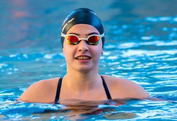 Из-за войны Юсре пришлось уехать из своей страны, покинуть родной город и оставить мечты о спортивных достижениях и медалях.