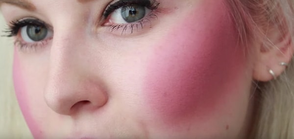 18. А это 100 слоев румян