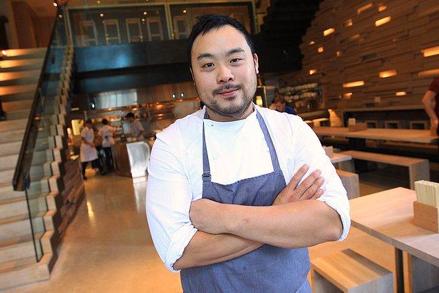 8. David Chang aşçı olmadan önce yapmadığı meslek kalmamış