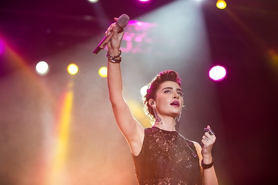 'Sözlerimin Arkasındayım' Diyen ve Konserleri İptal Edilen Sıla Sosyal Medyanın Gündeminde