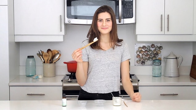 8. She is making her own hygienic products at home, such as toothpaste and laundry detergent. She picks out materials that are eco-friendly.