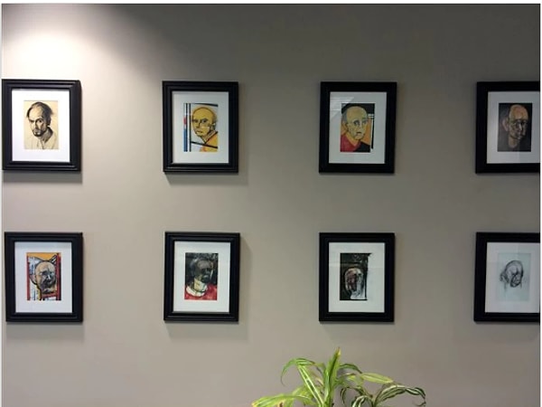 8. Эти портреты создают сильное впечатление. Изменения, произошедшие с тех пор, как Утермолен узнал о заболевании и до того, как перестал писать, значимы и не могут не трогать за живое.