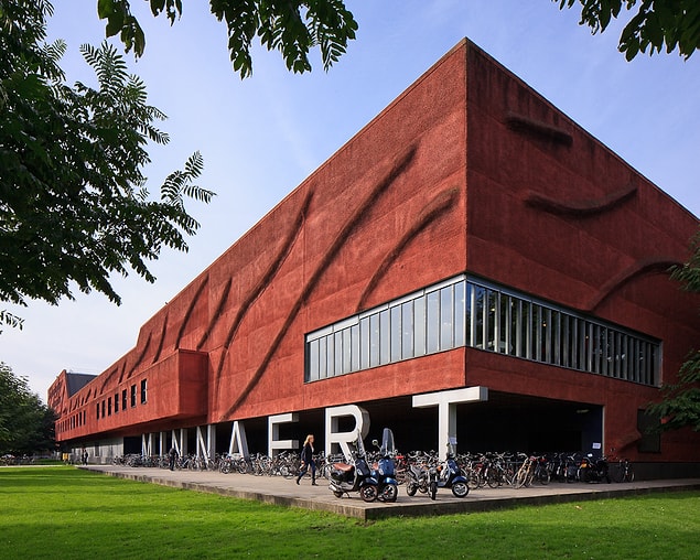 15. Minnaert, Hollanda