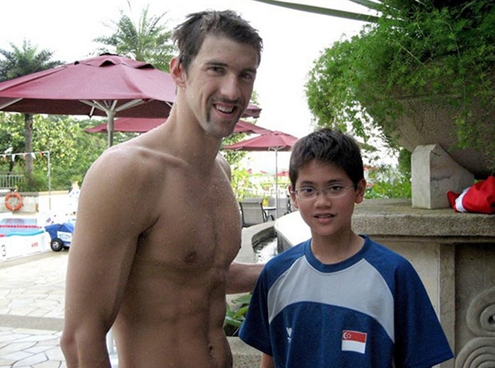 8 Sene Önce Fotoğraf Çektirmişti, Şimdi ise Onu Geçmenin Gururunu Yaşıyor!