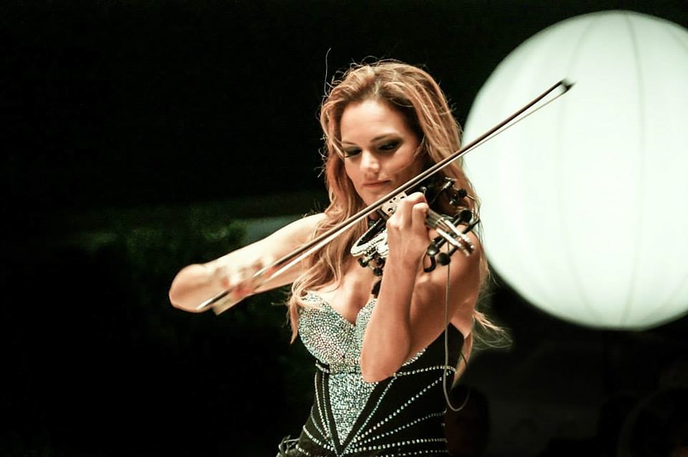 Keman Virtüözü Canan Anderson'dan İçinize Dokunacak 10 Muhteşem Performans