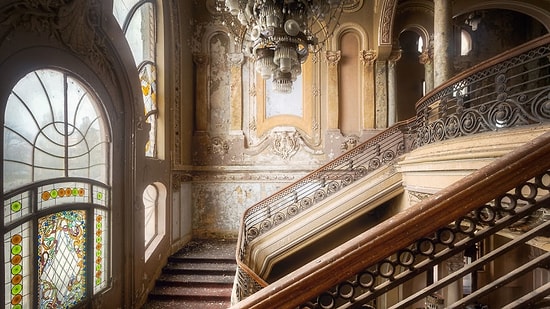 Увядающая роскошь или заброшенное казино в Румынии