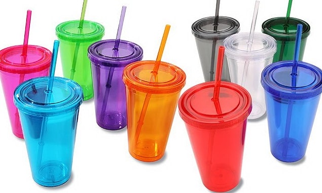 6. Plastik yada metal termoslar.