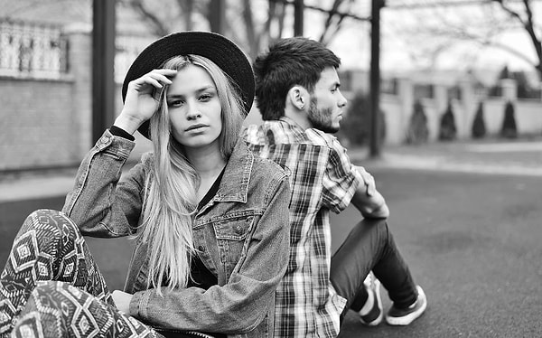 3. Вы не общаетесь друг с другом