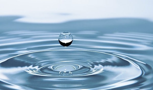 4. Дигидрогена монооксид убивает бесчисленное множество людей, и правительство в доле