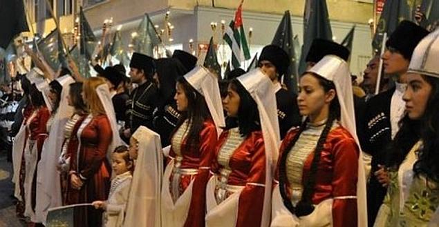 Mütevazılık, birey ve toplum hayatının olmazsa olmazıdır.