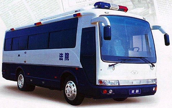 23. Çin'de idam cezası alan mahkumların infazlarını gerçekleştirmek üzere mobil minibüsler bulunmaktadır.