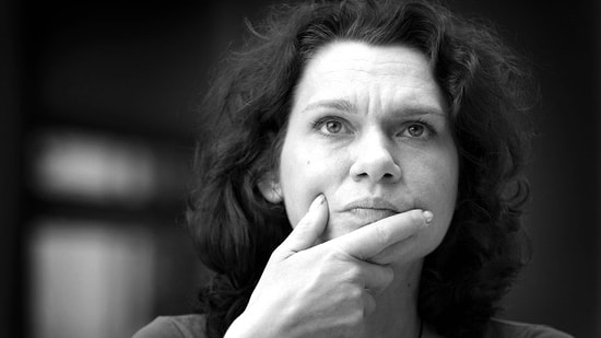 Yazar Aslı Erdoğan Tutuklandı