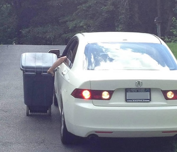 2. Зачем катить самому, когда есть машина?