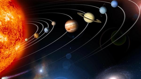 15. Güneş'in diğer gezegenlerin merkezi olduğu fikri ilk olarak bu dönemde, Sisamlı Aristarkus tarafından ortaya atılmıştır.
