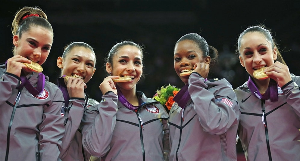 Olimpiyatların En İkonik Hareketlerinden Olan Madalya Isırma Geleneği Nereden Geliyor?