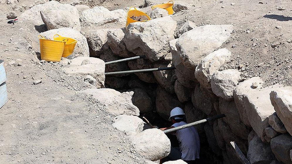 Alacahöyük'te 4 Bin 300 Yıllık Gizli Geçit Bulundu