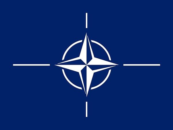 1949: NATO kuruldu.