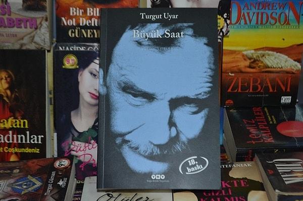 12. Turgut Uyar, ömrü boyunca 9 şiir kitabı yayımladı.