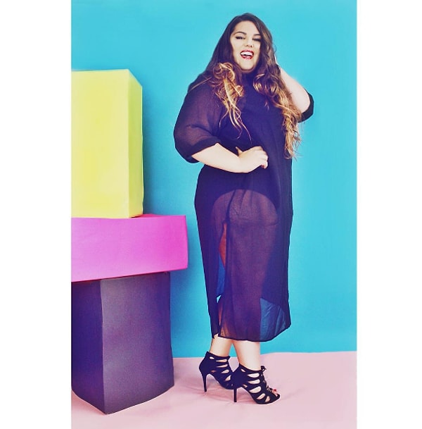 13. "Они что, не могут надеть что-нибудь другое?"