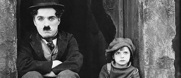 3. The Kid (1921) - 1 saat 8 dakika
