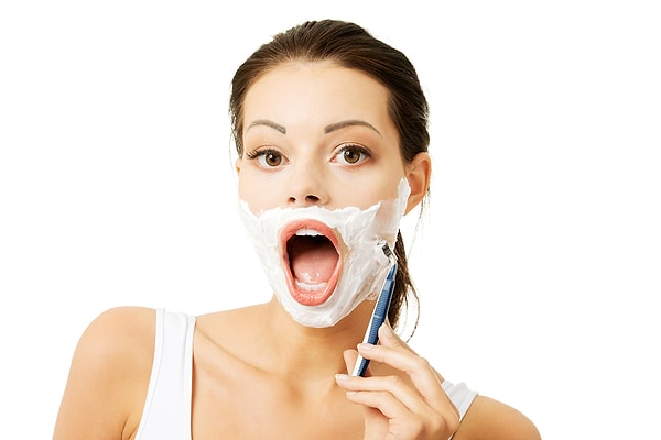 1. Волосы на лице бывают не только у мальчиков