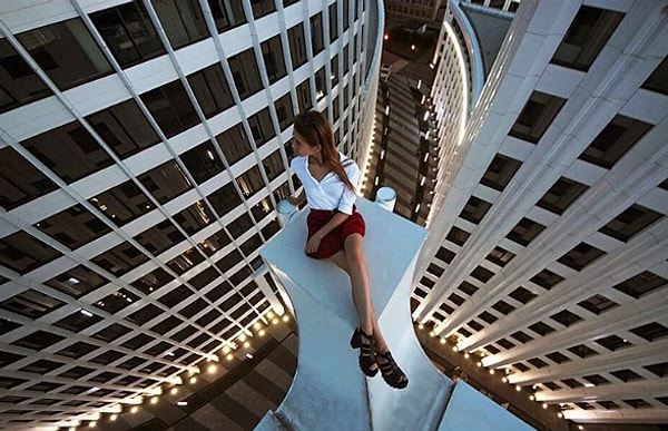 7. Но сама девушка считает это просто немного необычным хобби.