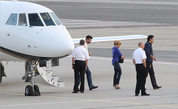 "Им так понравилась еда, которую он готовил (особенно завтраки), что они оставили ему очень большие чаевые".