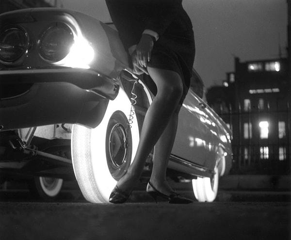 15. Goodyear firması tarafından görücüye çıkarılıp üretiminden vazgeçilen karanlıkta parlayan lastikler, 1961.