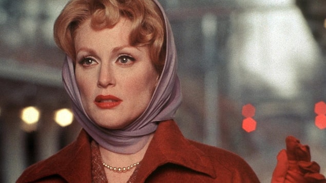 86. Cennetten Çok Uzakta (2002) Far from Heaven
